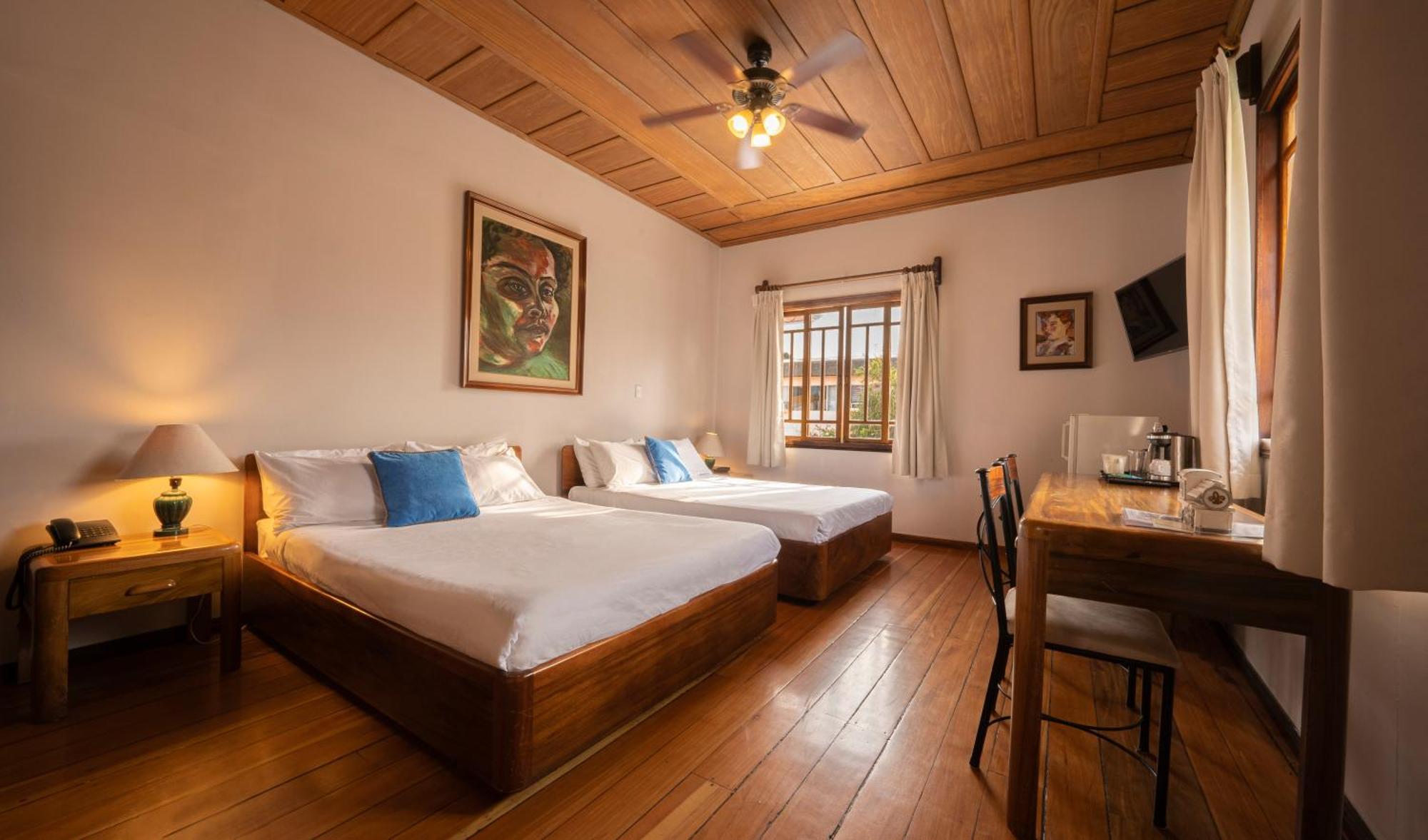 Fleur De Lys Hotel